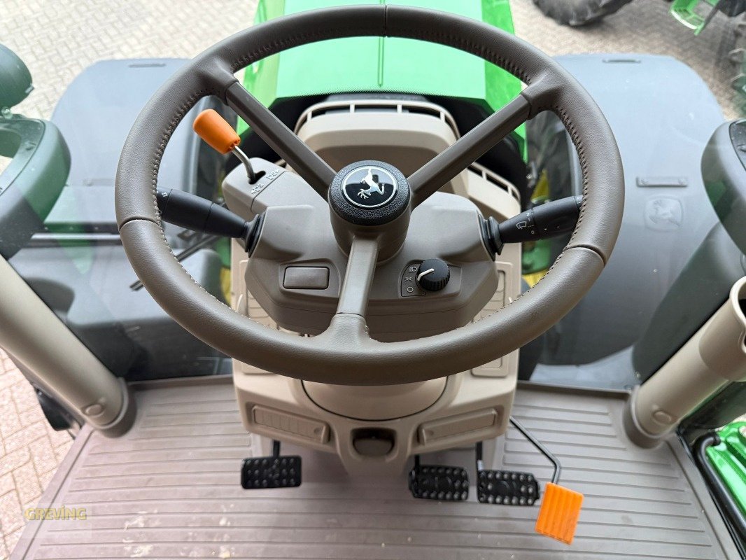 Traktor des Typs John Deere 6R215 *Garantieverlängerung*, Gebrauchtmaschine in Ahaus (Bild 12)