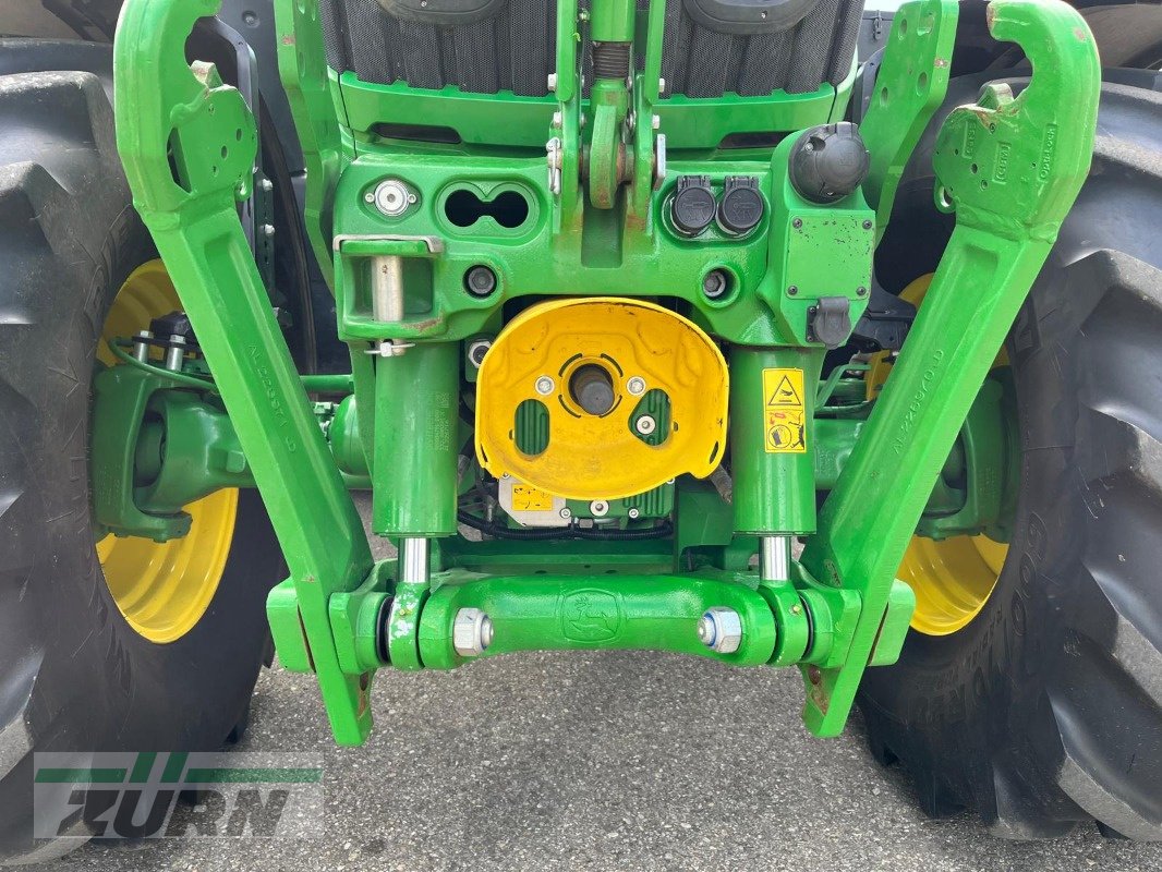 Traktor typu John Deere 6R215, Gebrauchtmaschine v Holzgünz - Schwaighausen (Obrázek 11)