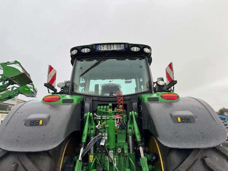 Traktor des Typs John Deere 6R215, Gebrauchtmaschine in Wargnies Le Grand (Bild 7)