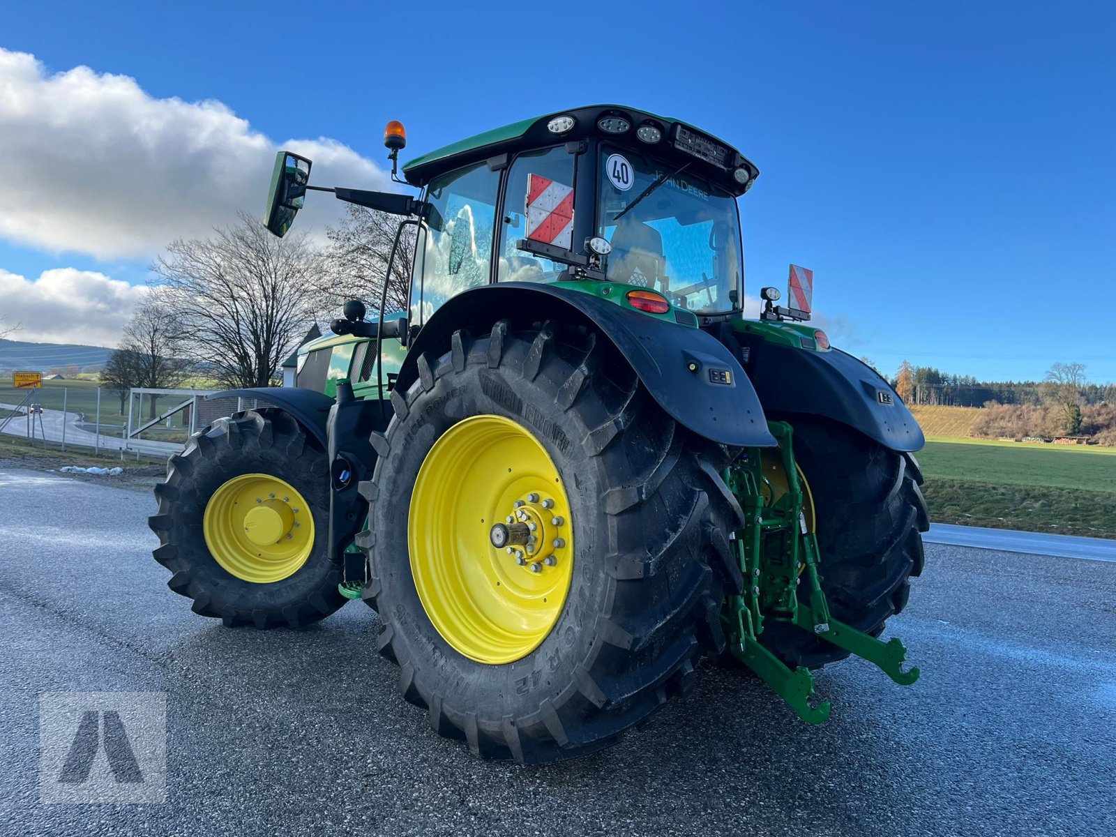 Traktor типа John Deere 6R215, Gebrauchtmaschine в Antdorf (Фотография 3)