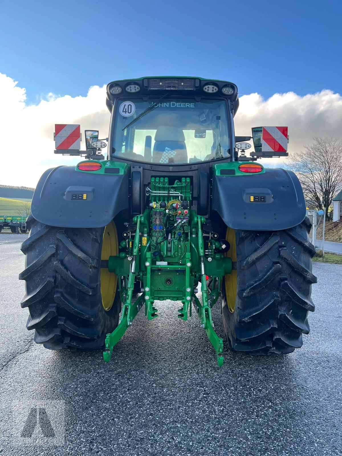 Traktor типа John Deere 6R215, Gebrauchtmaschine в Antdorf (Фотография 5)