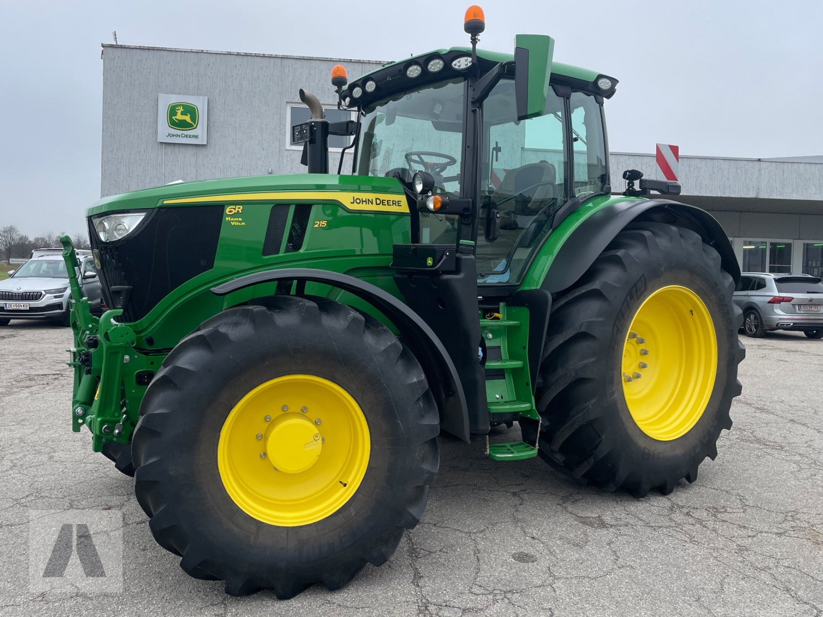 Traktor του τύπου John Deere 6R215, Gebrauchtmaschine σε Eggenfelden (Φωτογραφία 1)