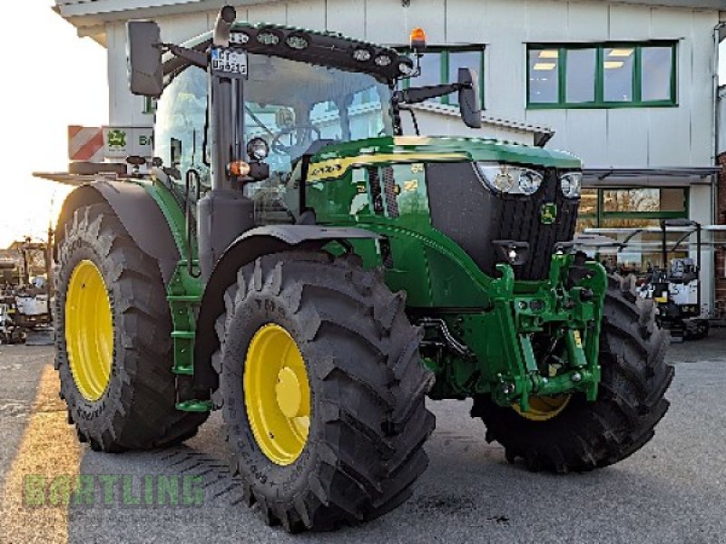 Traktor typu John Deere 6R215, Neumaschine v Versmold (Obrázek 1)