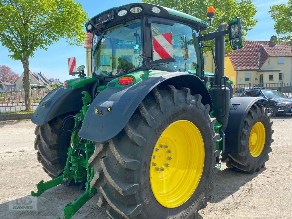 Traktor des Typs John Deere 6R215, Gebrauchtmaschine in Groß Munzel (Bild 3)