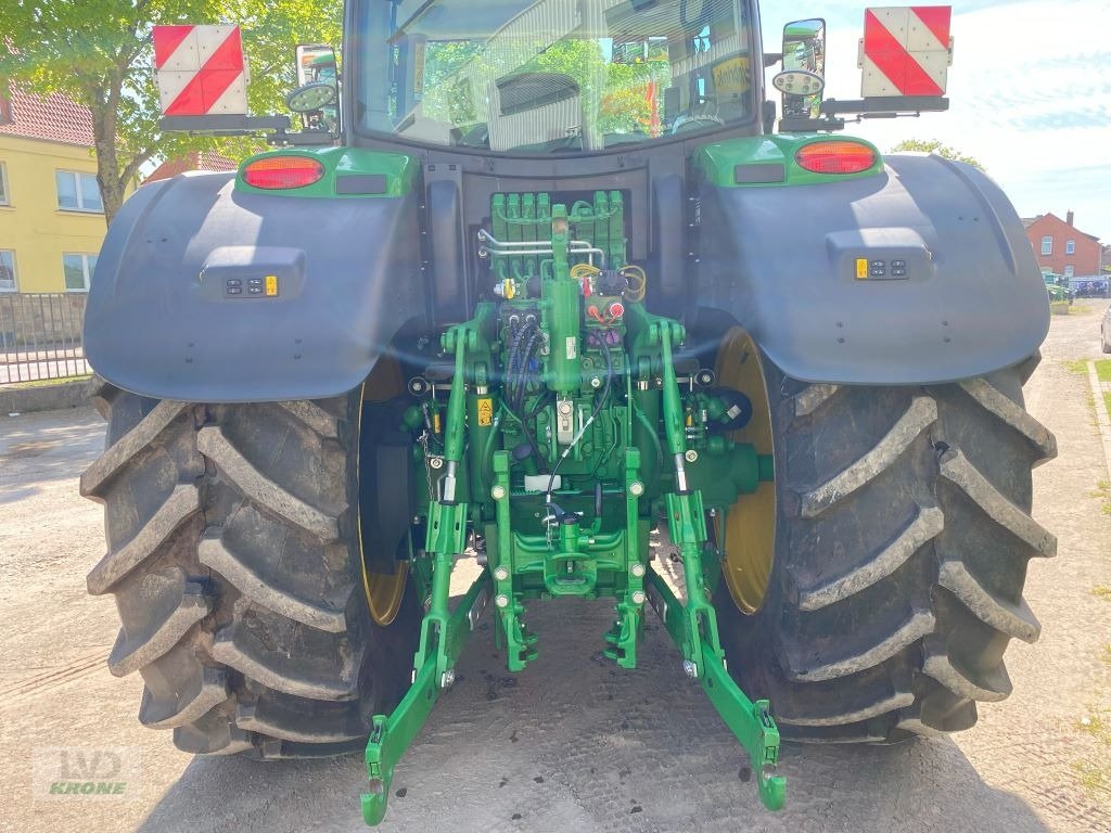 Traktor des Typs John Deere 6R215, Gebrauchtmaschine in Groß Munzel (Bild 7)