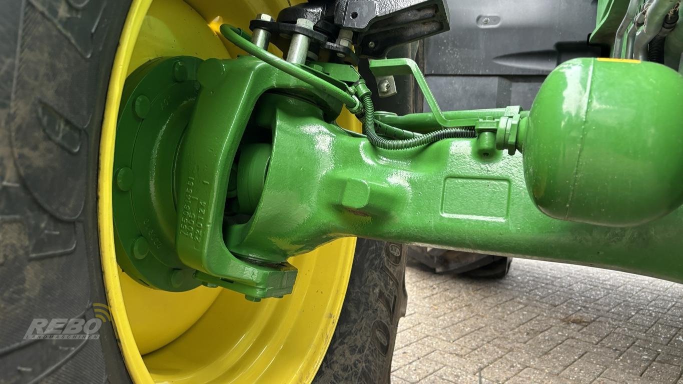 Traktor des Typs John Deere 6R215, Gebrauchtmaschine in Schwaförden (Bild 11)