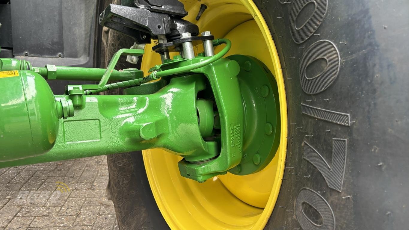 Traktor des Typs John Deere 6R215, Gebrauchtmaschine in Schwaförden (Bild 12)