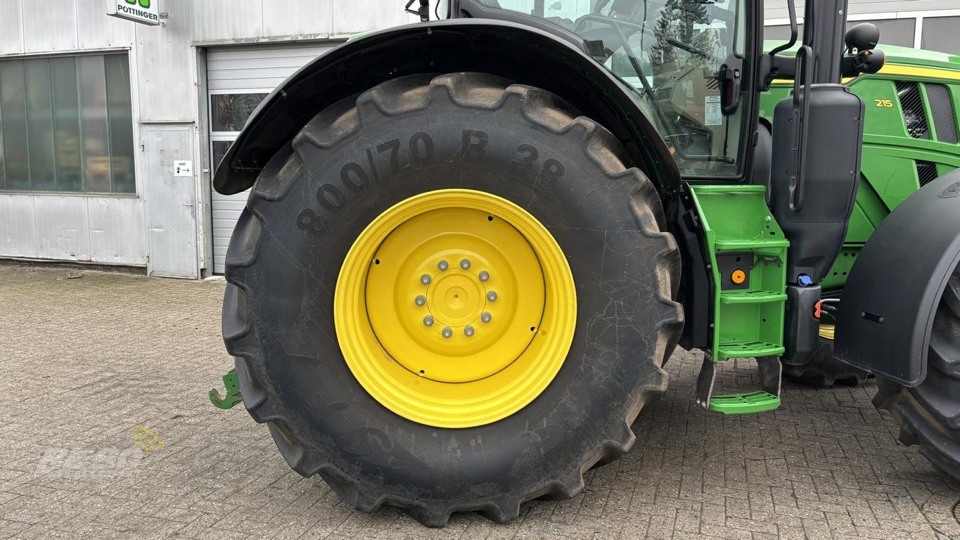 Traktor des Typs John Deere 6R215, Gebrauchtmaschine in Schwaförden (Bild 19)