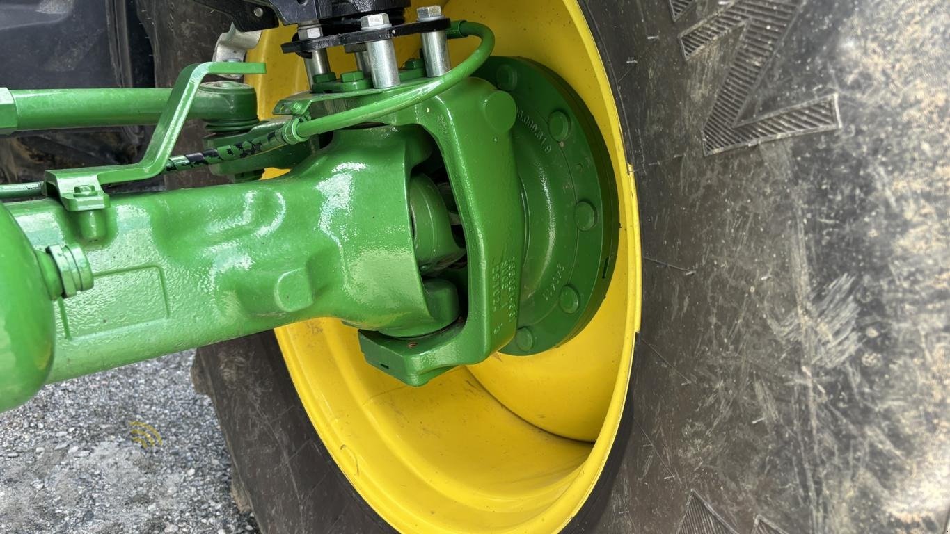 Traktor des Typs John Deere 6R215, Neumaschine in Aurich (Bild 17)