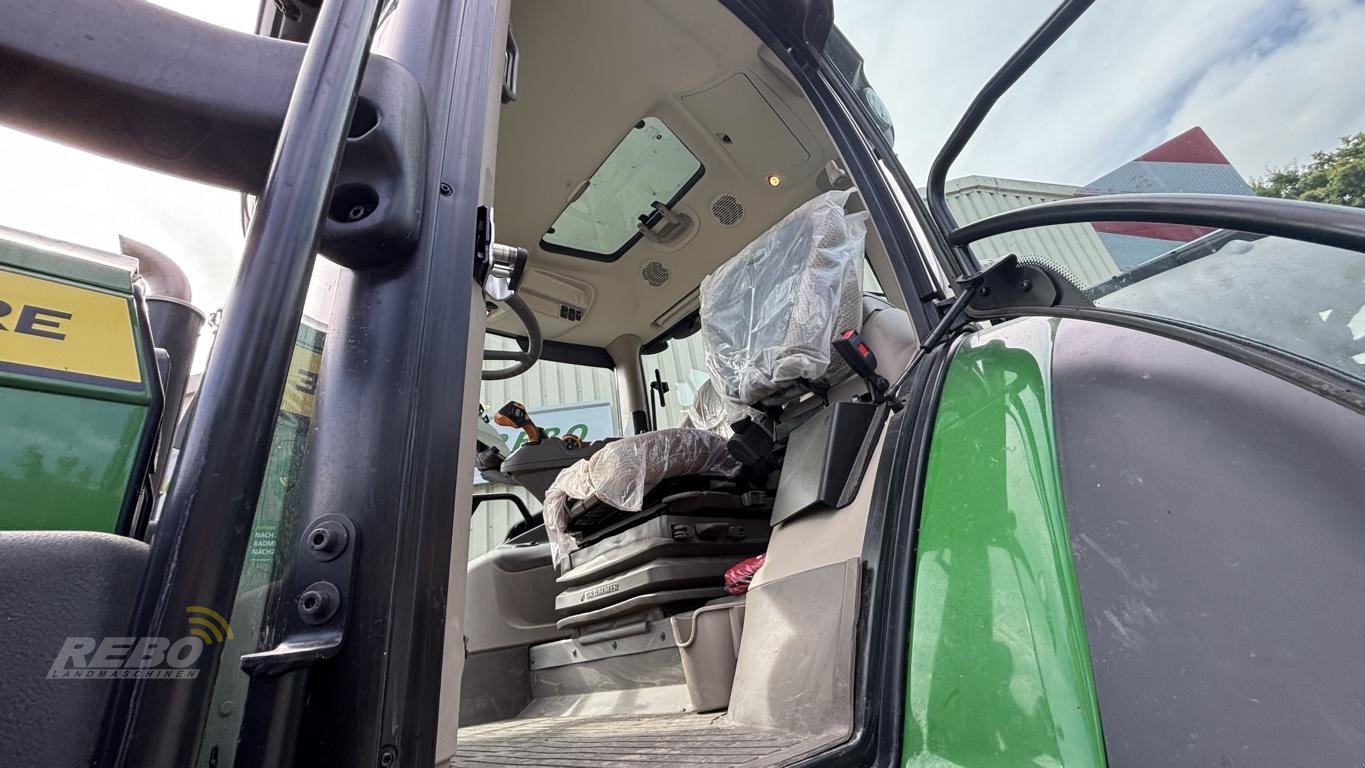 Traktor des Typs John Deere 6R215, Neumaschine in Aurich (Bild 29)