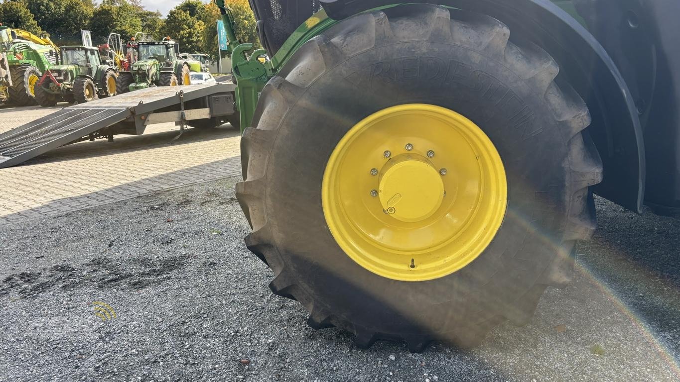 Traktor of the type John Deere 6R215, Gebrauchtmaschine in Aurich (Picture 7)