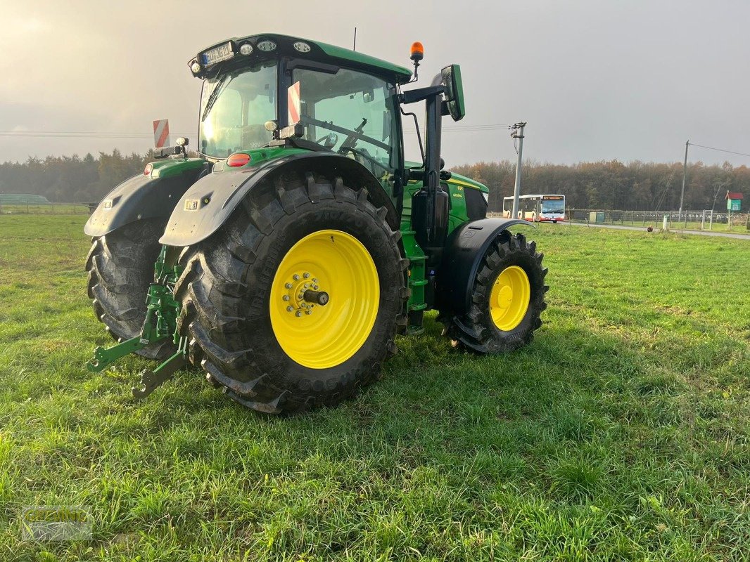 Traktor des Typs John Deere 6R215, Gebrauchtmaschine in Ahaus (Bild 5)