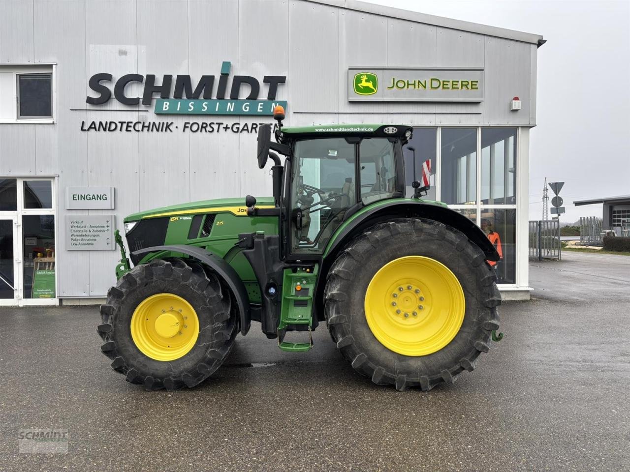 Traktor del tipo John Deere 6R215, Gebrauchtmaschine en Herbrechtingen (Imagen 1)