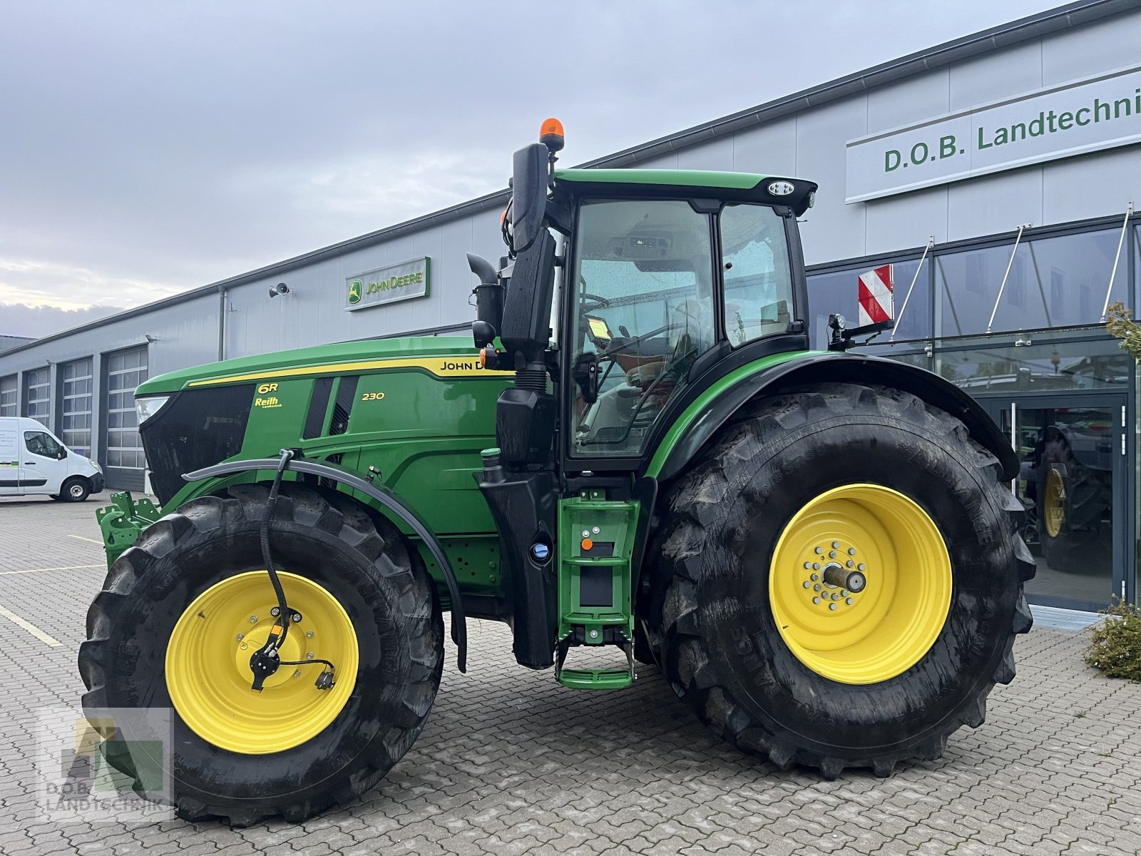 Traktor типа John Deere 6R230 6R 230, Gebrauchtmaschine в Langweid am Lech (Фотография 10)