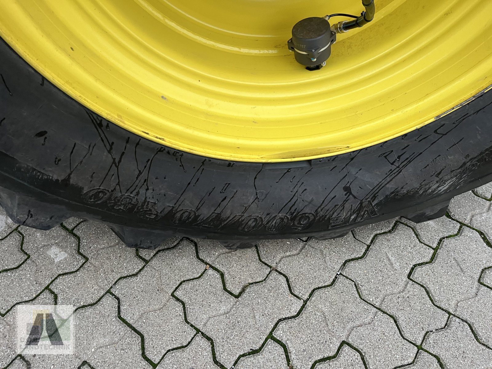 Traktor of the type John Deere 6R230 6R 230, Gebrauchtmaschine in Langweid am Lech (Picture 7)