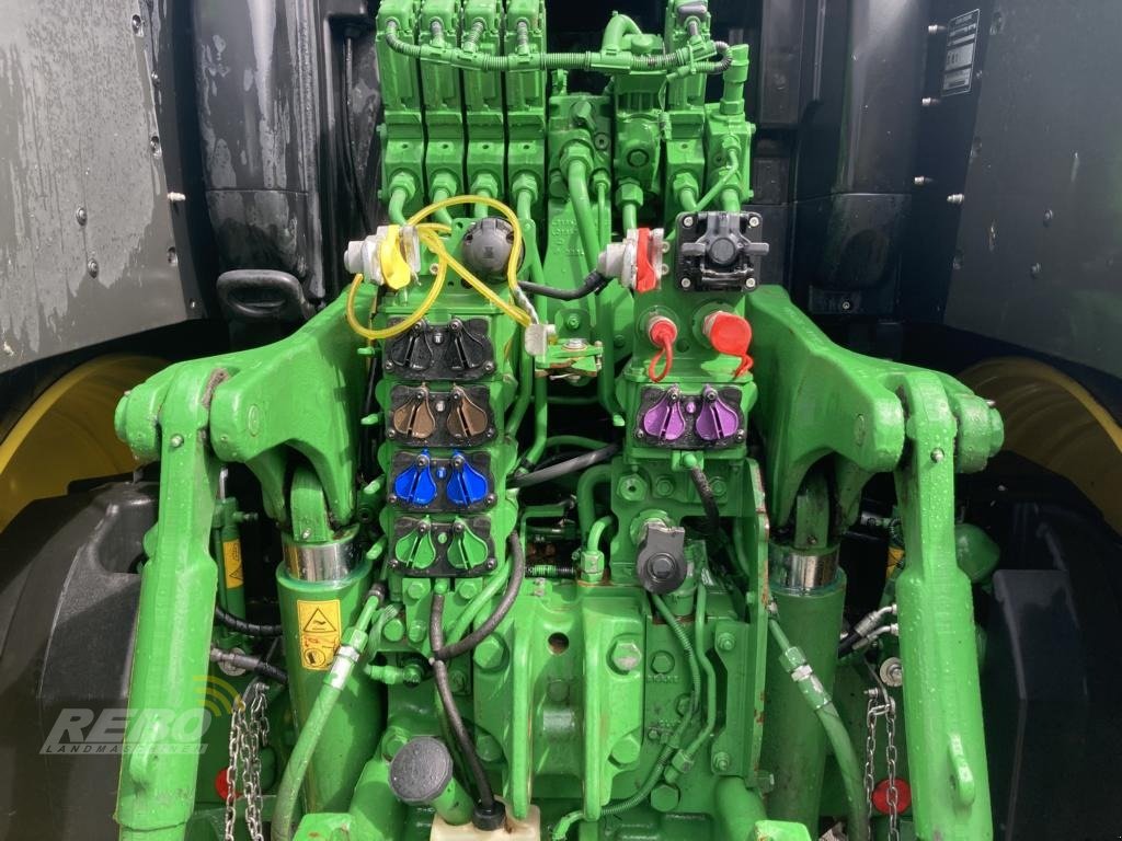 Traktor tip John Deere 6R230, Gebrauchtmaschine in Bordelum (Poză 7)