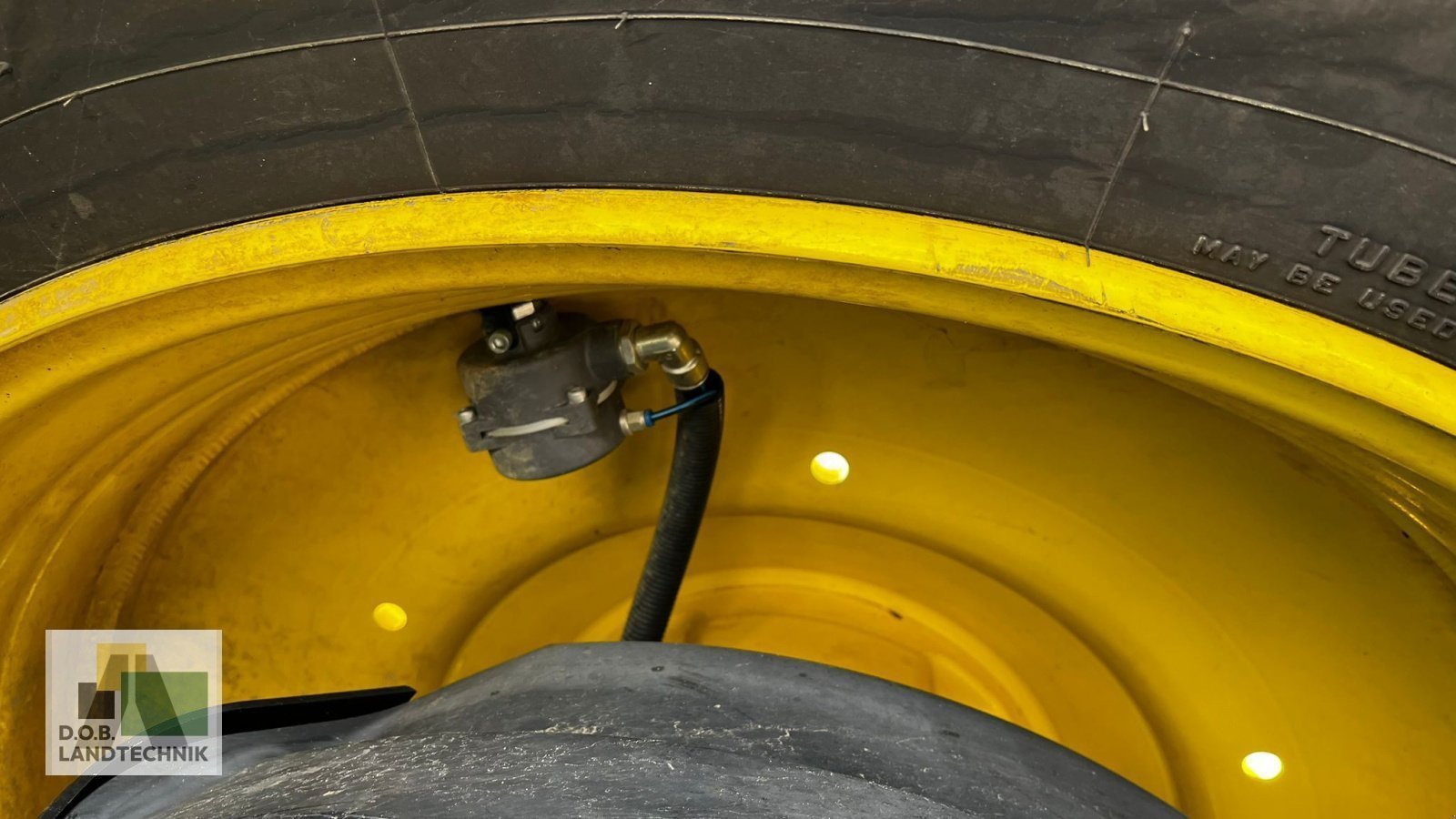 Traktor des Typs John Deere 6R250 6R 250 Reifendruckregelanlage; Garantieverlängerung, Gebrauchtmaschine in Lauterhofen (Bild 7)