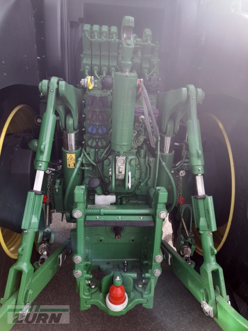 Traktor des Typs John Deere 6R250 / 6R 250, Gebrauchtmaschine in Giebelstadt-Euerhausen (Bild 4)