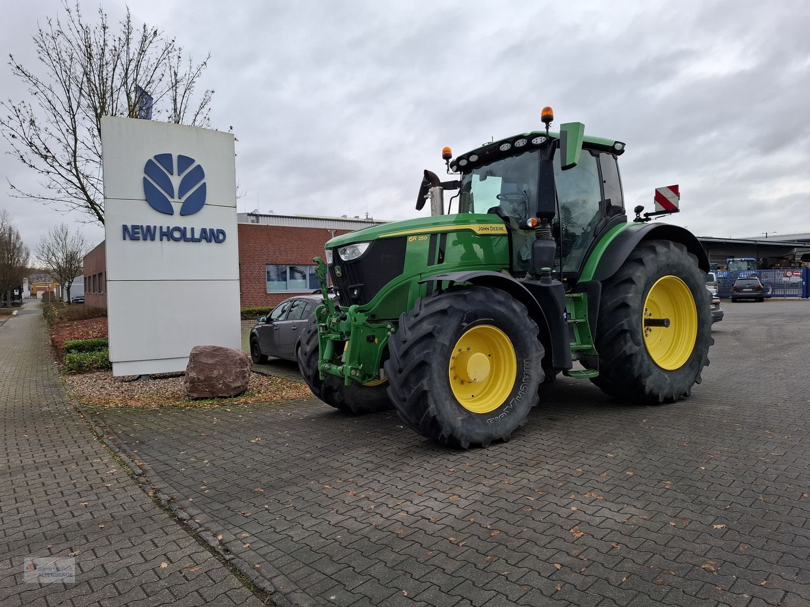 Traktor типа John Deere 6R250 Autoqowr, Gebrauchtmaschine в Altenberge (Фотография 2)