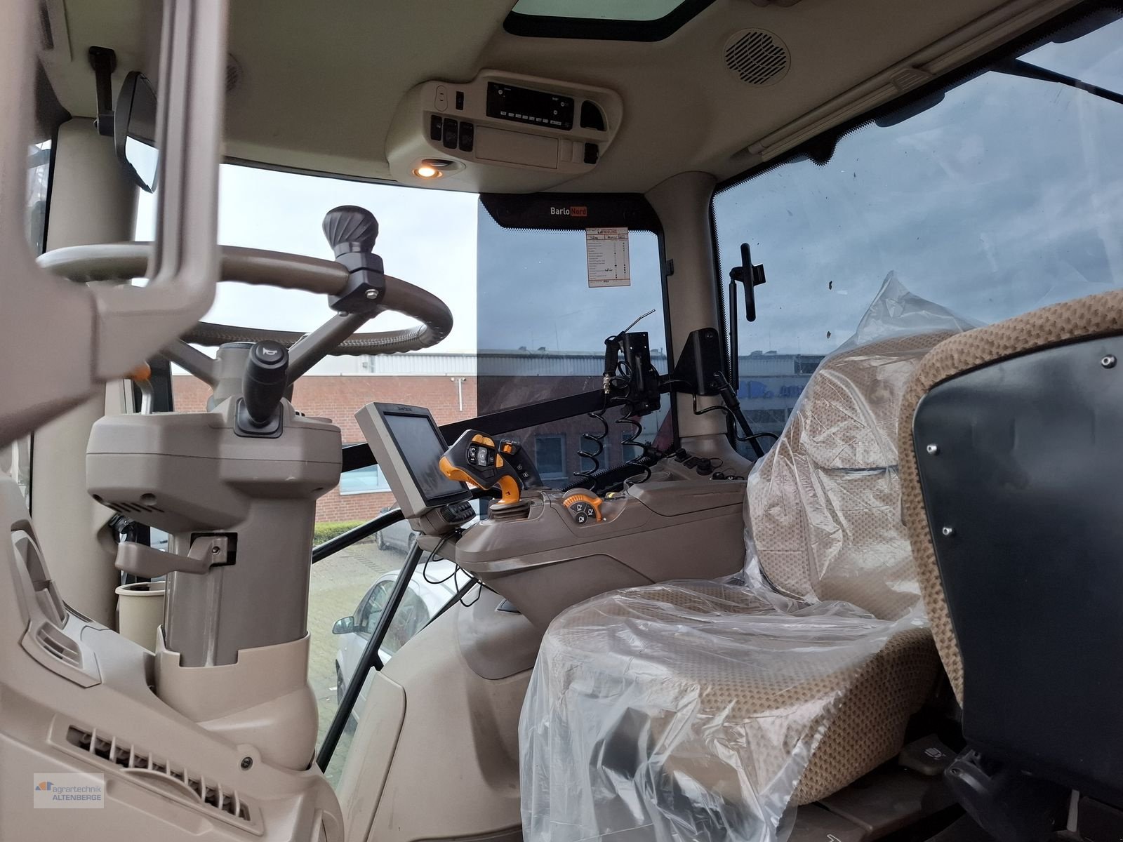 Traktor типа John Deere 6R250 Autoqowr, Gebrauchtmaschine в Altenberge (Фотография 11)