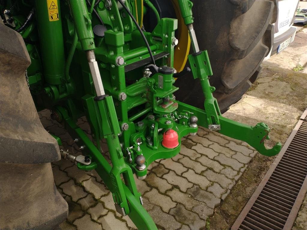 Traktor des Typs John Deere 6R250 Fuldt udstyret og med kun 360 timer., Gebrauchtmaschine in Kolding (Bild 8)