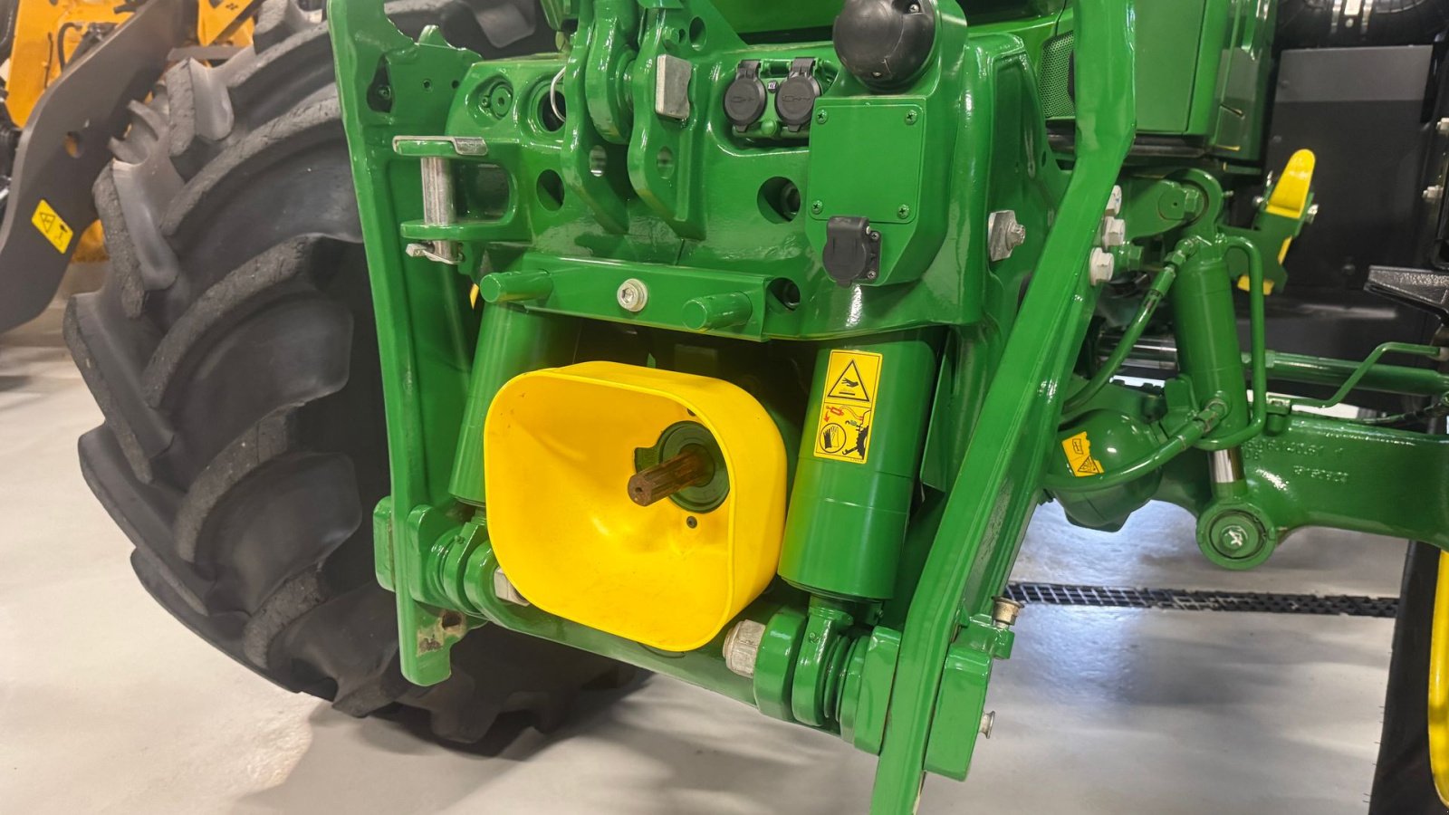 Traktor del tipo John Deere 6R250 KUN 1300 TIMER! GEN5 SKÆRM OG COMMANDPRO!, Gebrauchtmaschine In Nørager (Immagine 9)