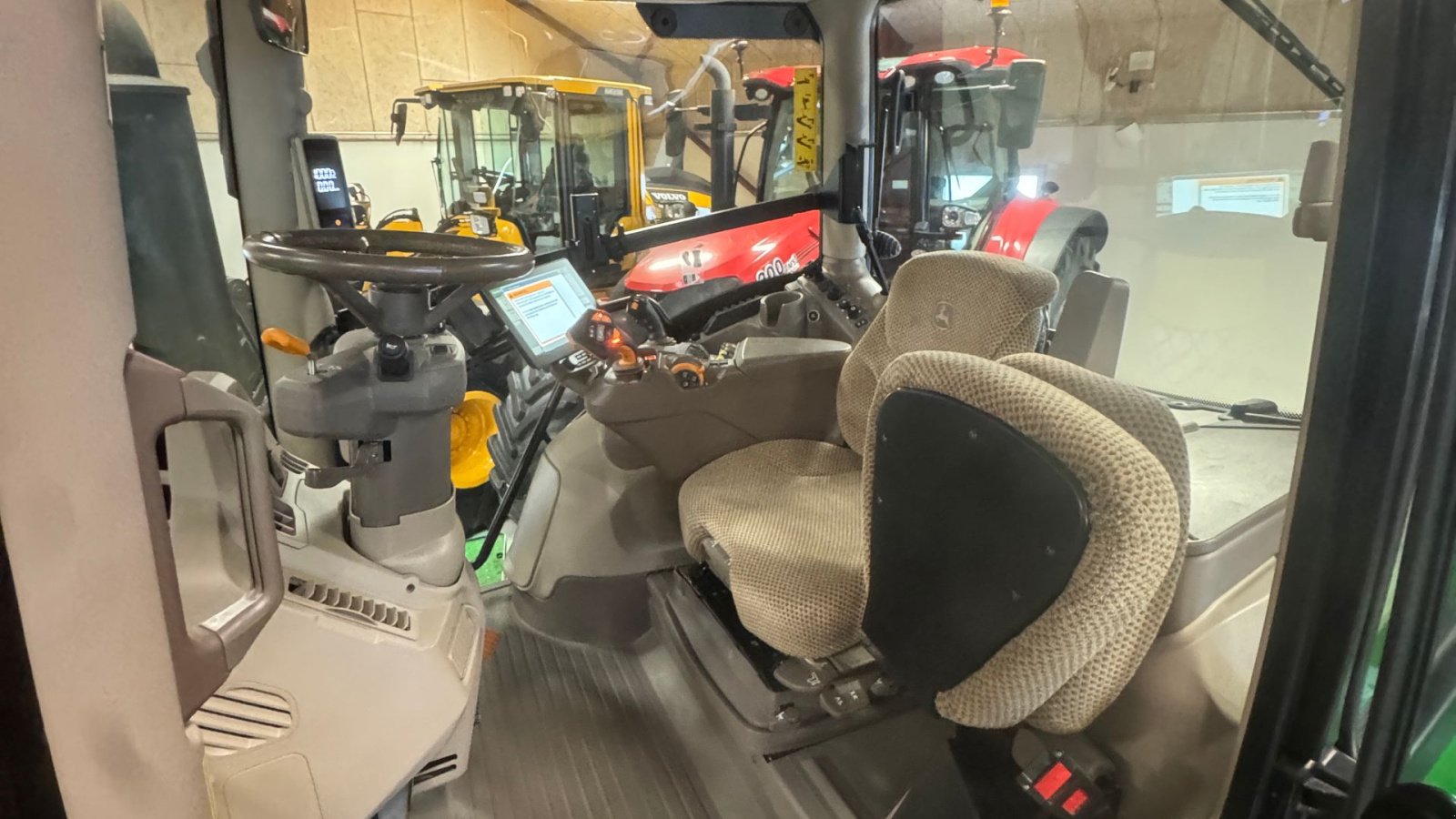 Traktor del tipo John Deere 6R250 KUN 1300 TIMER! GEN5 SKÆRM OG COMMANDPRO!, Gebrauchtmaschine In Nørager (Immagine 10)