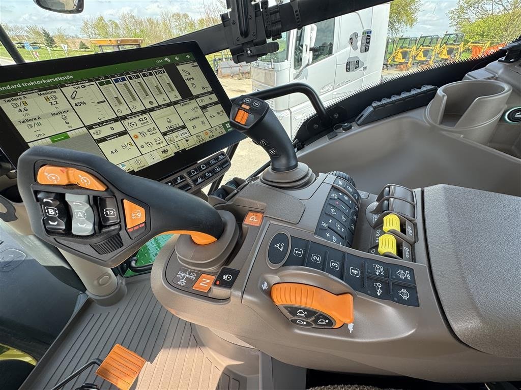 Traktor typu John Deere 6R250 KUN 1300 TIMER! MED FRONT PTO OG GEN5 SKÆRM!, Gebrauchtmaschine v Nørager (Obrázek 18)