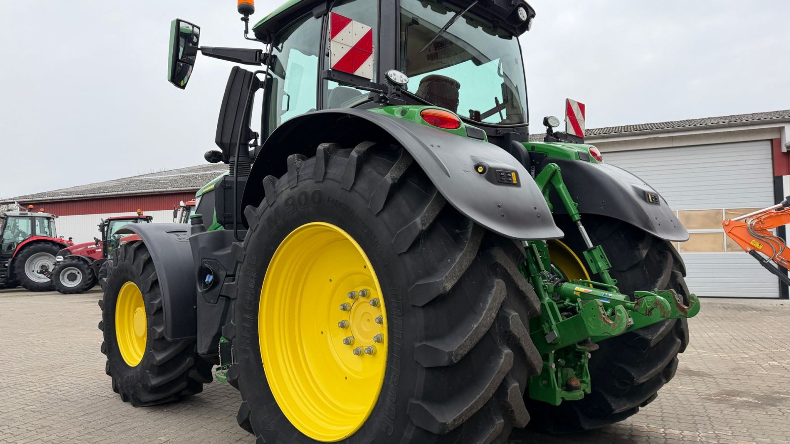 Traktor tip John Deere 6R250 KUN 2800 TIMER! MED FRONT PTO OG COMMANDPRO!, Gebrauchtmaschine in Nørager (Poză 7)