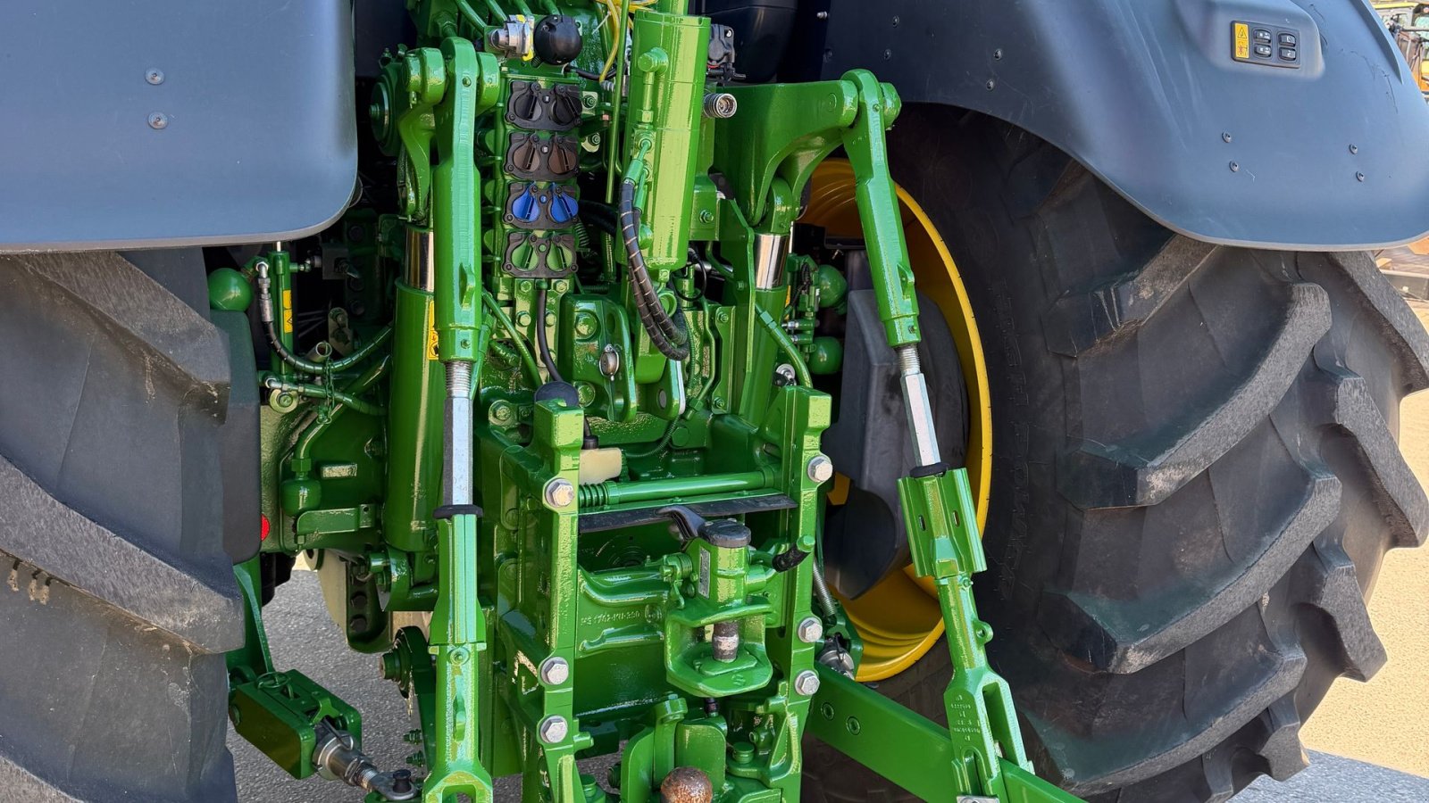 Traktor typu John Deere 6R250 KUN 2800 TIMER! MED FRONT PTO OG COMMANDPRO!, Gebrauchtmaschine v Nørager (Obrázek 14)