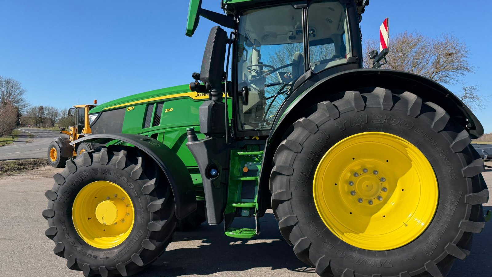 Traktor typu John Deere 6R250 KUN 2800 TIMER! MED FRONT PTO OG COMMANDPRO!, Gebrauchtmaschine v Nørager (Obrázek 4)