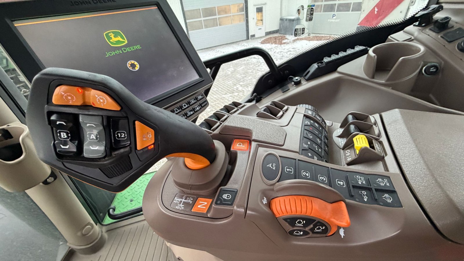 Traktor van het type John Deere 6R250 KUN 3900 TIMER!, Gebrauchtmaschine in Nørager (Foto 16)