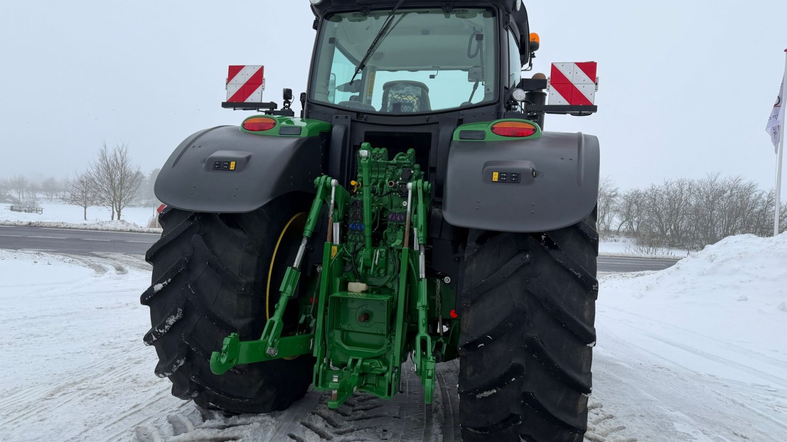 Traktor of the type John Deere 6R250 KUN 3900 TIMER!, Gebrauchtmaschine in Nørager (Picture 14)