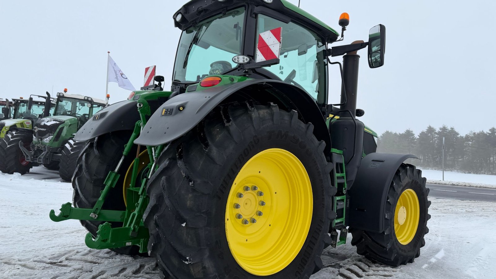 Traktor of the type John Deere 6R250 KUN 3900 TIMER!, Gebrauchtmaschine in Nørager (Picture 12)