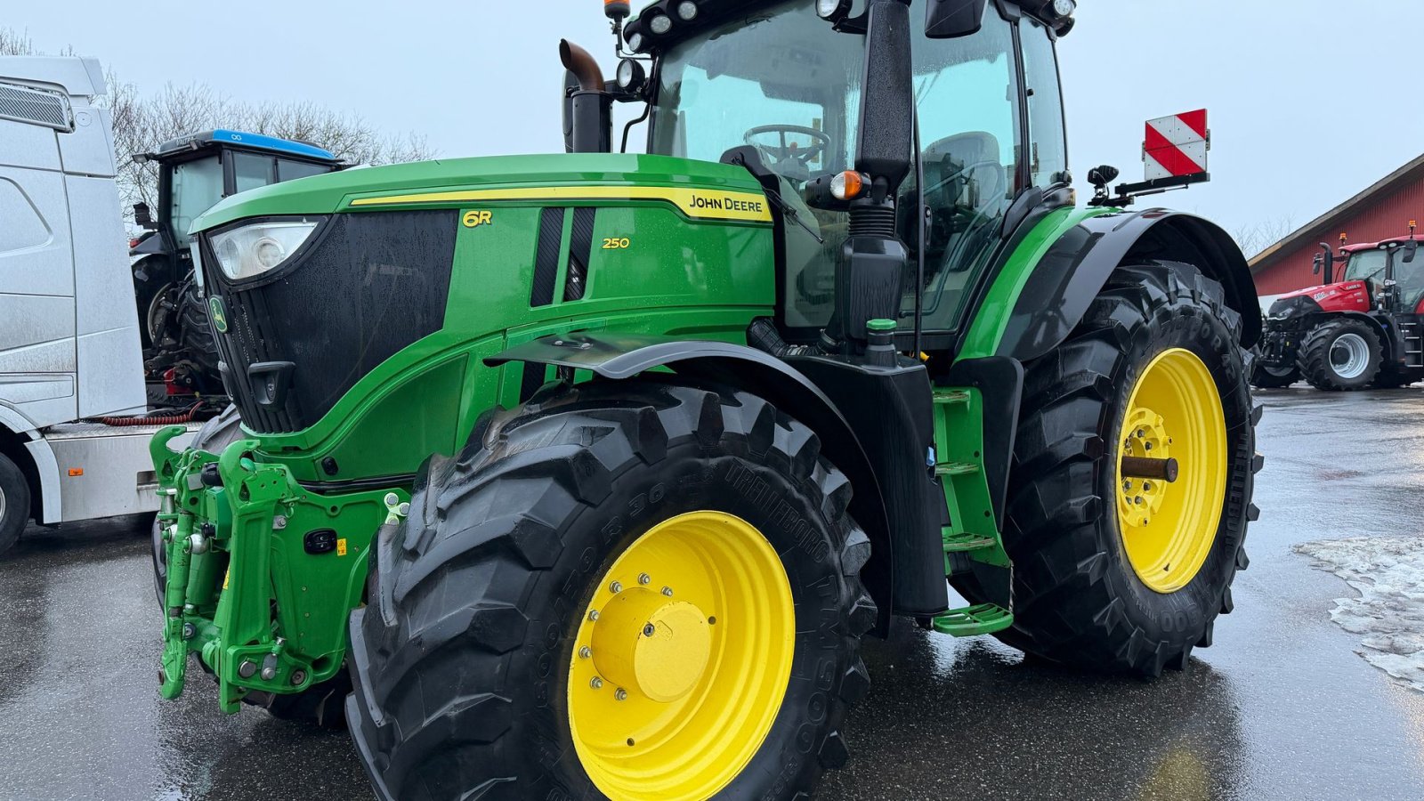 Traktor typu John Deere 6R250 KUN 4300 TIMER!, Gebrauchtmaschine v Nørager (Obrázek 1)