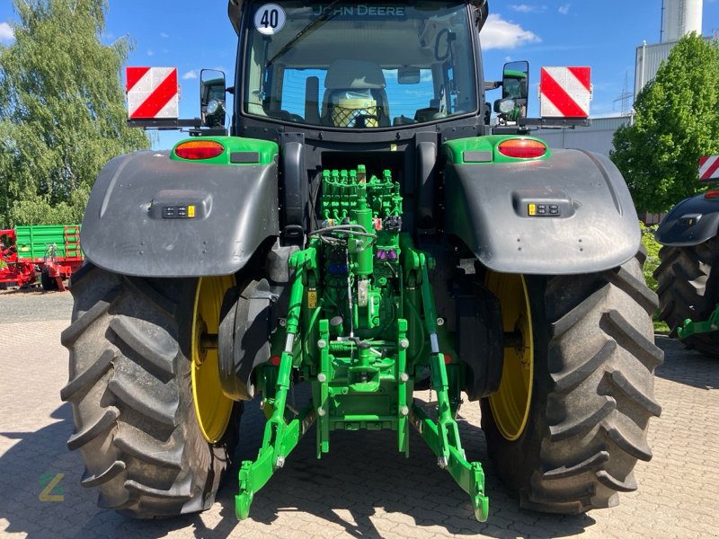 Traktor van het type John Deere 6R250 mit FKH/ CommandPro/ Garantie bis 02.2027, Gebrauchtmaschine in Jahnatal (Foto 7)