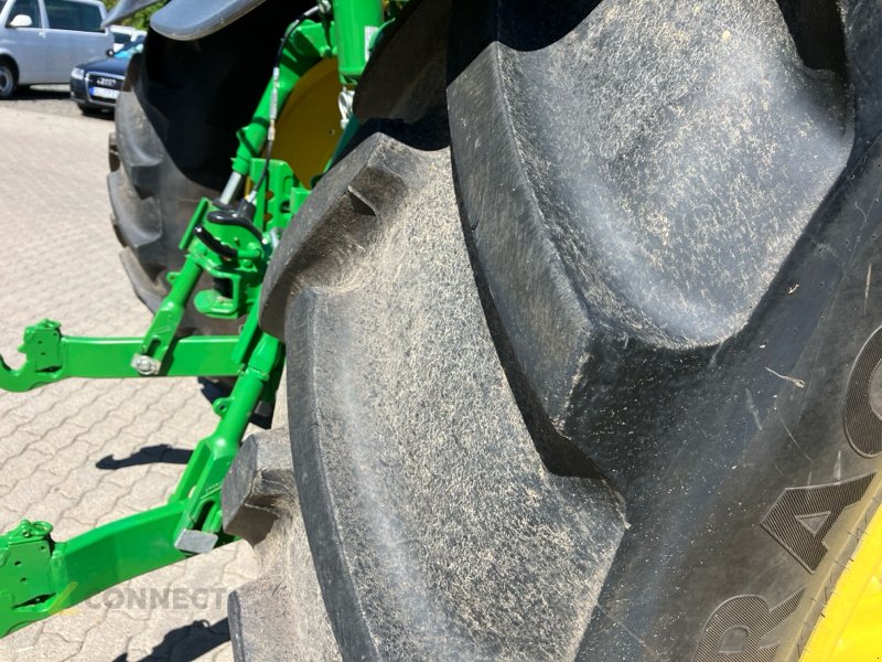 Traktor van het type John Deere 6R250 mit FKH/ CommandPro/ Garantie bis 02.2027, Gebrauchtmaschine in Jahnatal (Foto 8)