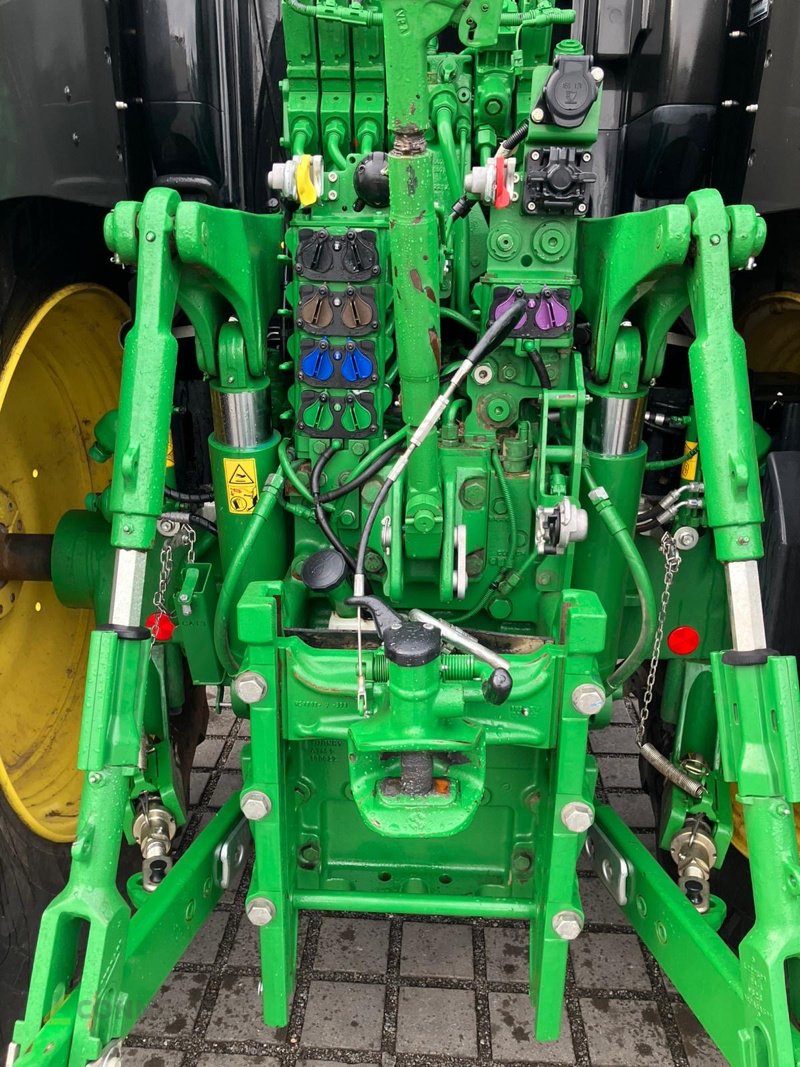 Traktor del tipo John Deere 6R250 mit FKH/ FZW/ CommandPro/..., Gebrauchtmaschine In Jahnatal (Immagine 7)