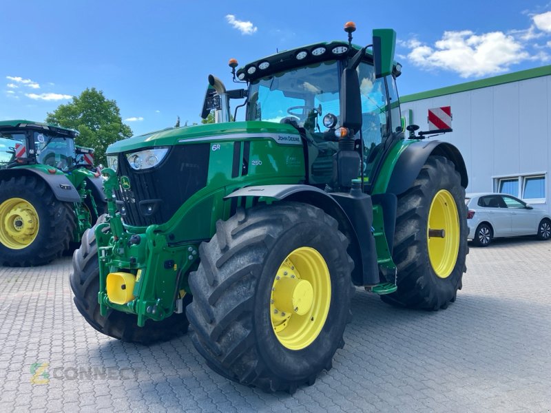 Traktor tipa John Deere 6R250 mit FKH/ FZW/ CommandPro, Gebrauchtmaschine u Jahnatal (Slika 1)