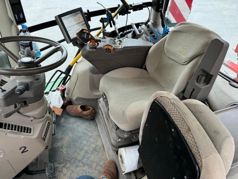 Traktor des Typs John Deere 6R250, Gebrauchtmaschine in Richebourg (Bild 4)