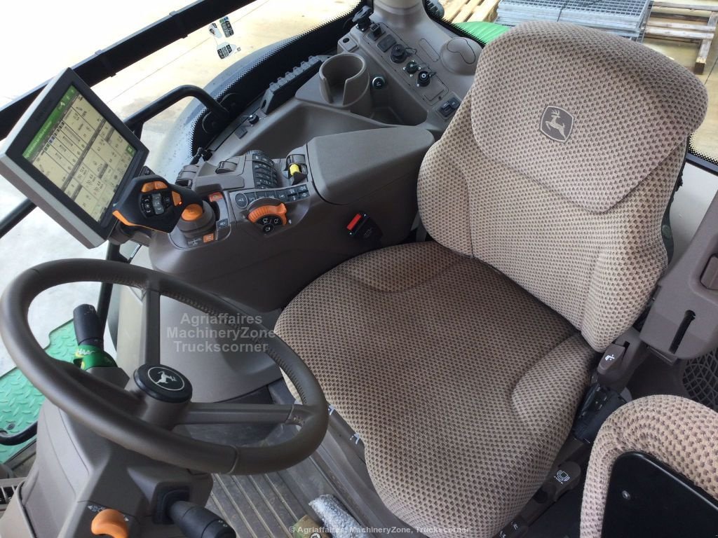 Traktor van het type John Deere 6R250, Gebrauchtmaschine in azerailles (Foto 7)