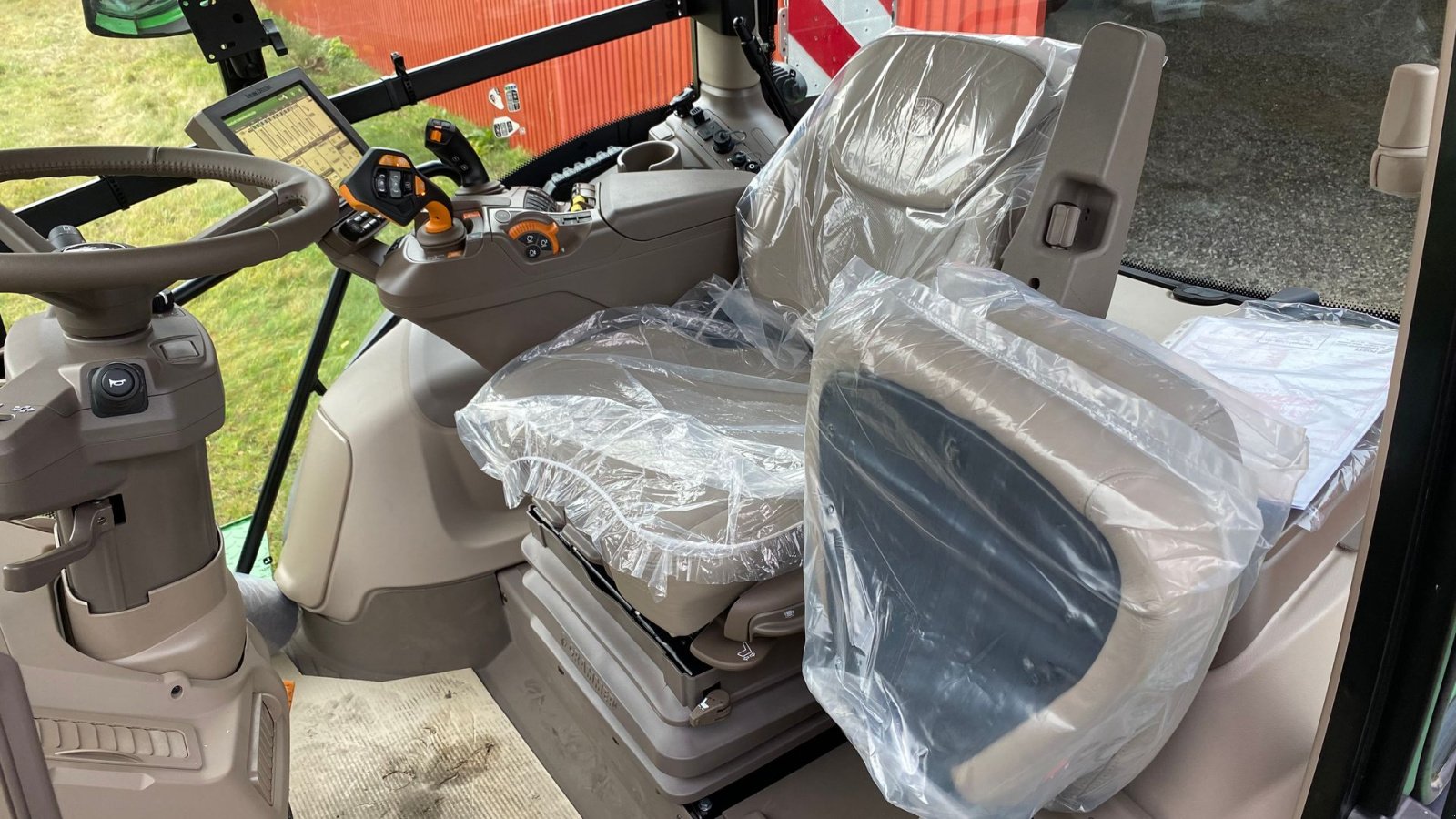 Traktor vrste John Deere 6R250, Gebrauchtmaschine v Bredsten (Slika 2)