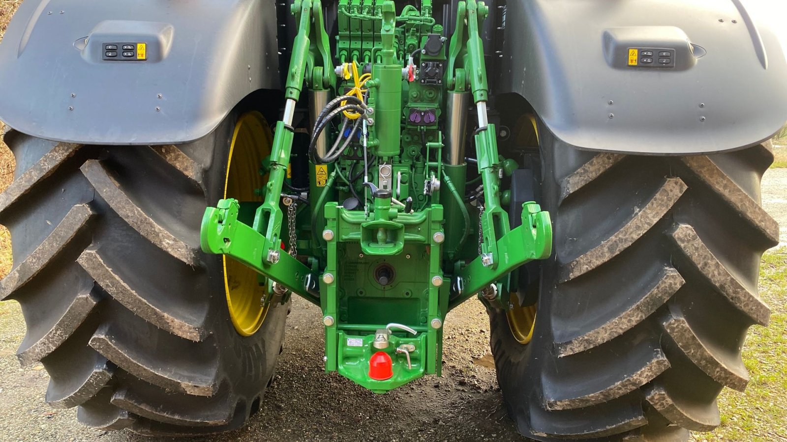 Traktor des Typs John Deere 6R250, Gebrauchtmaschine in Bredsten (Bild 3)