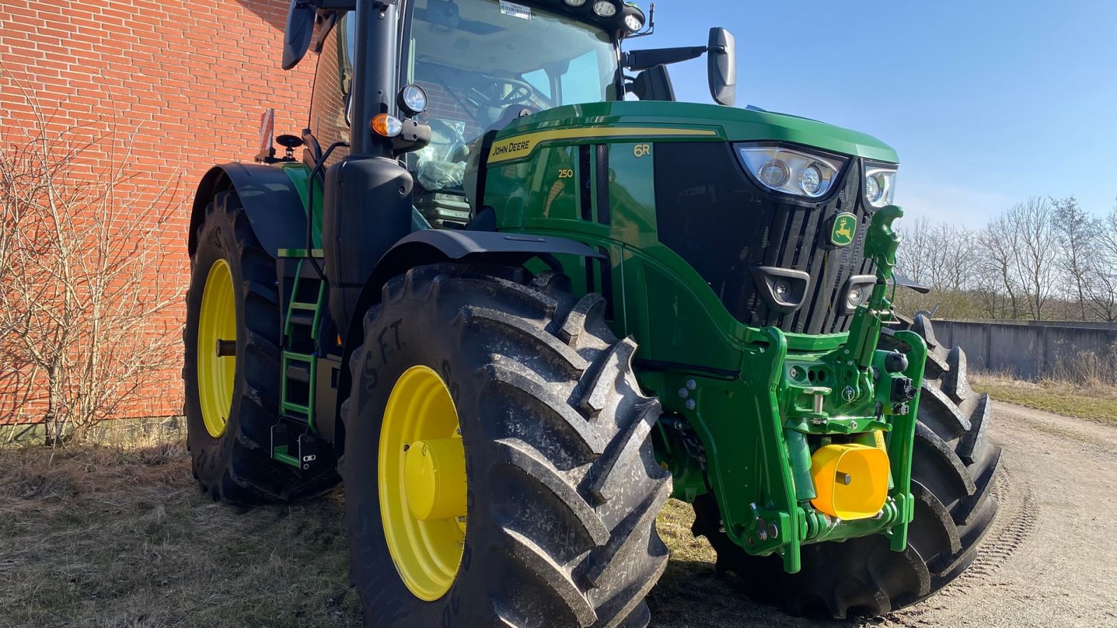 Traktor типа John Deere 6R250, Gebrauchtmaschine в Bredsten (Фотография 2)