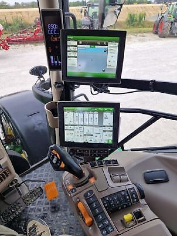 Traktor типа John Deere 6R250, Gebrauchtmaschine в Monferran-Savès (Фотография 11)