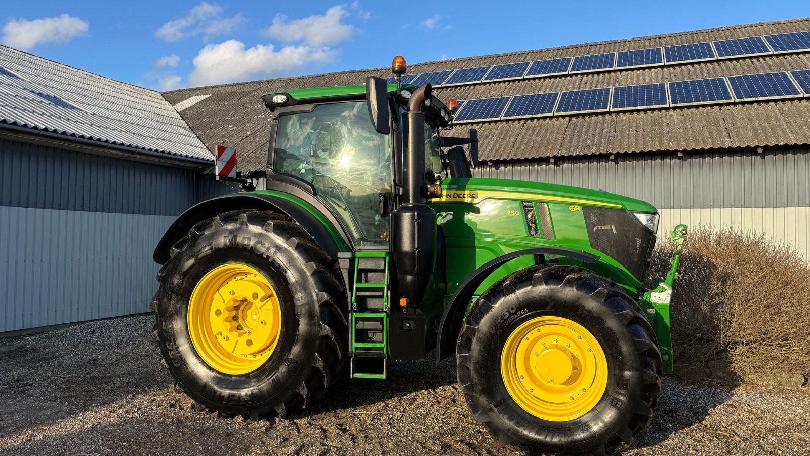 Traktor van het type John Deere 6R250, Gebrauchtmaschine in Bælum (Foto 5)