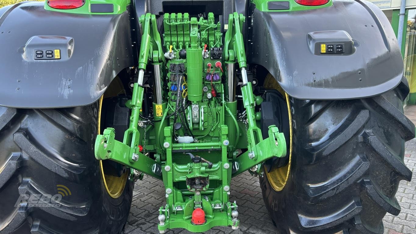 Traktor des Typs John Deere 6R250, Neumaschine in Aurich (Bild 24)