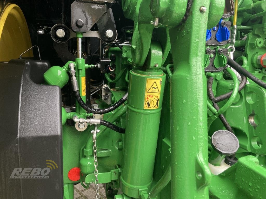 Traktor des Typs John Deere 6R250, Gebrauchtmaschine in Bordelum (Bild 5)