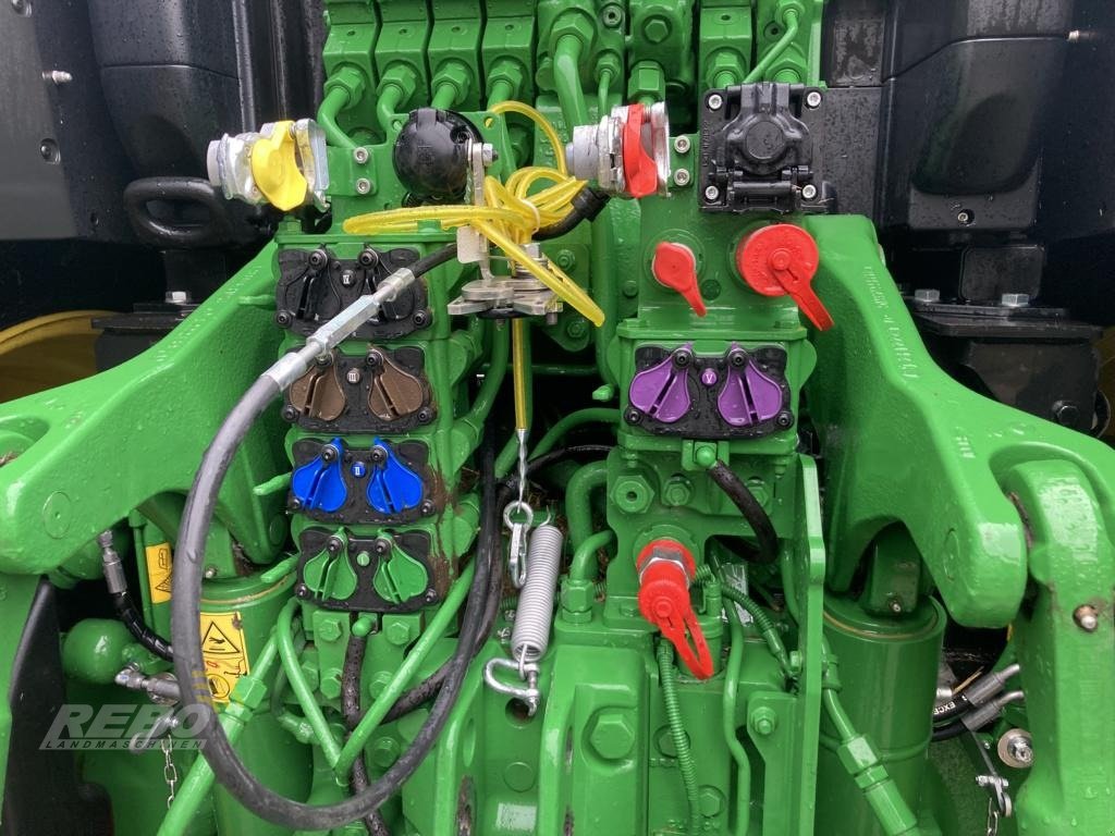 Traktor des Typs John Deere 6R250, Gebrauchtmaschine in Bordelum (Bild 8)