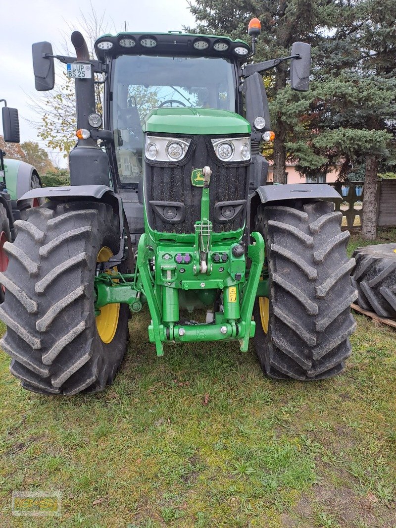Traktor Türe ait John Deere 6R250, Neumaschine içinde Klietz (resim 2)